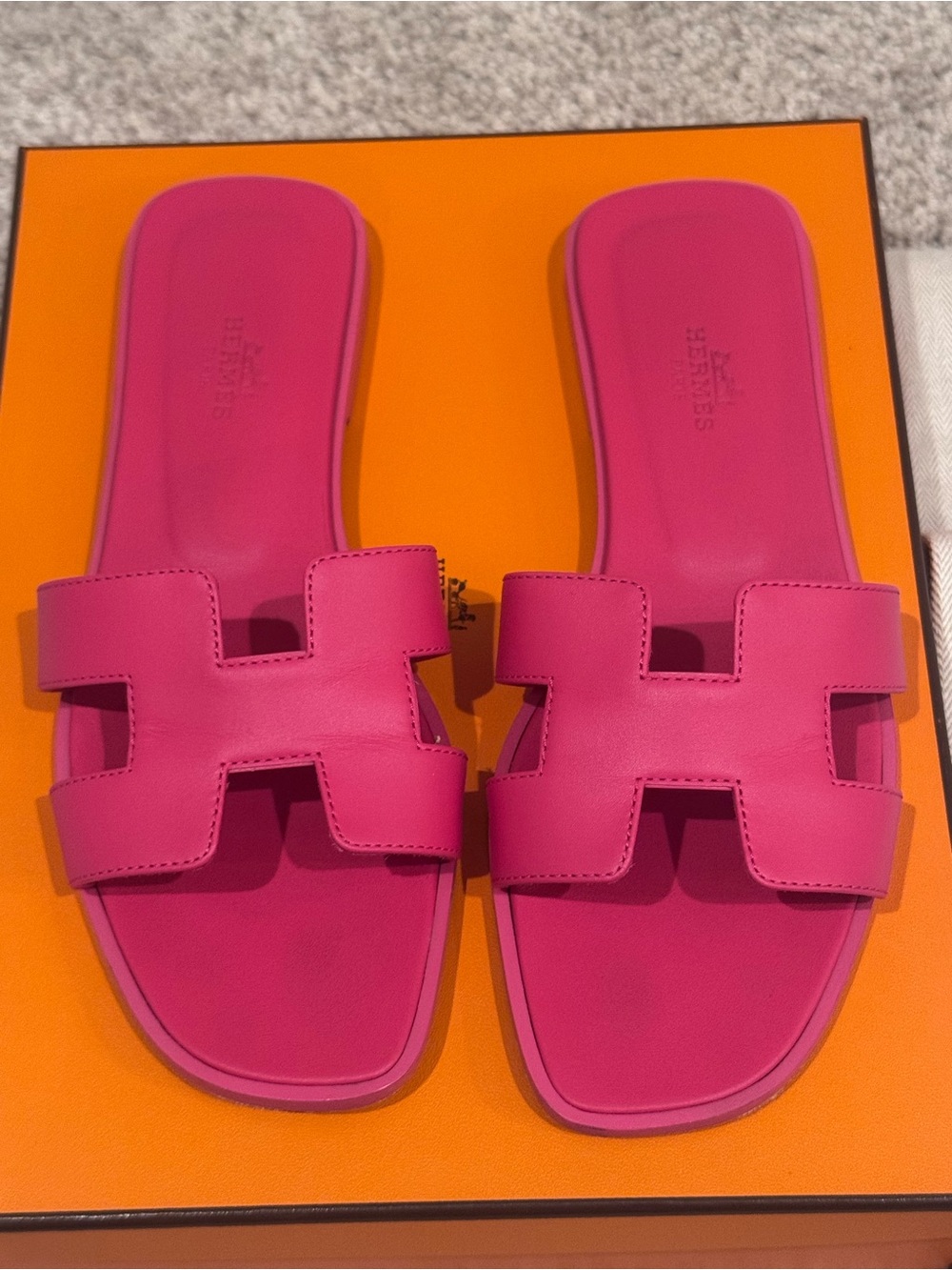 Hermes La Maison Fuchsia H Slide Sandals